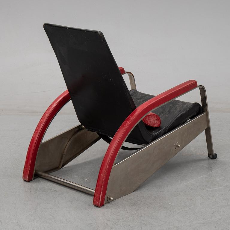 Jean Prouvé, a 'Grand Repos' recliner, Tecta, 1980's.