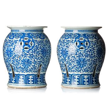 1337. A pair of blue and white garden seats, Qing dynasty, 19th century.