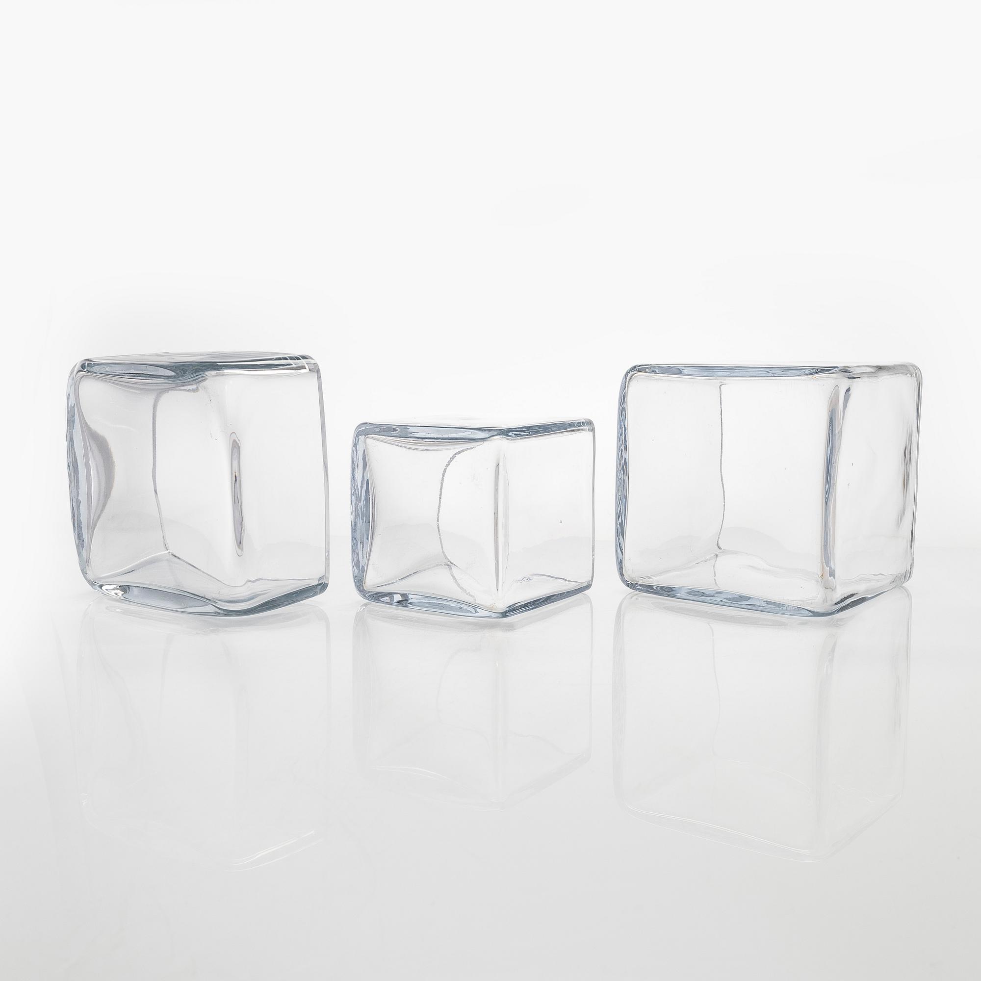 Heidi Blomstedt, a set of three "Lumi glass" vases, made to order, manufacturer Kumela.