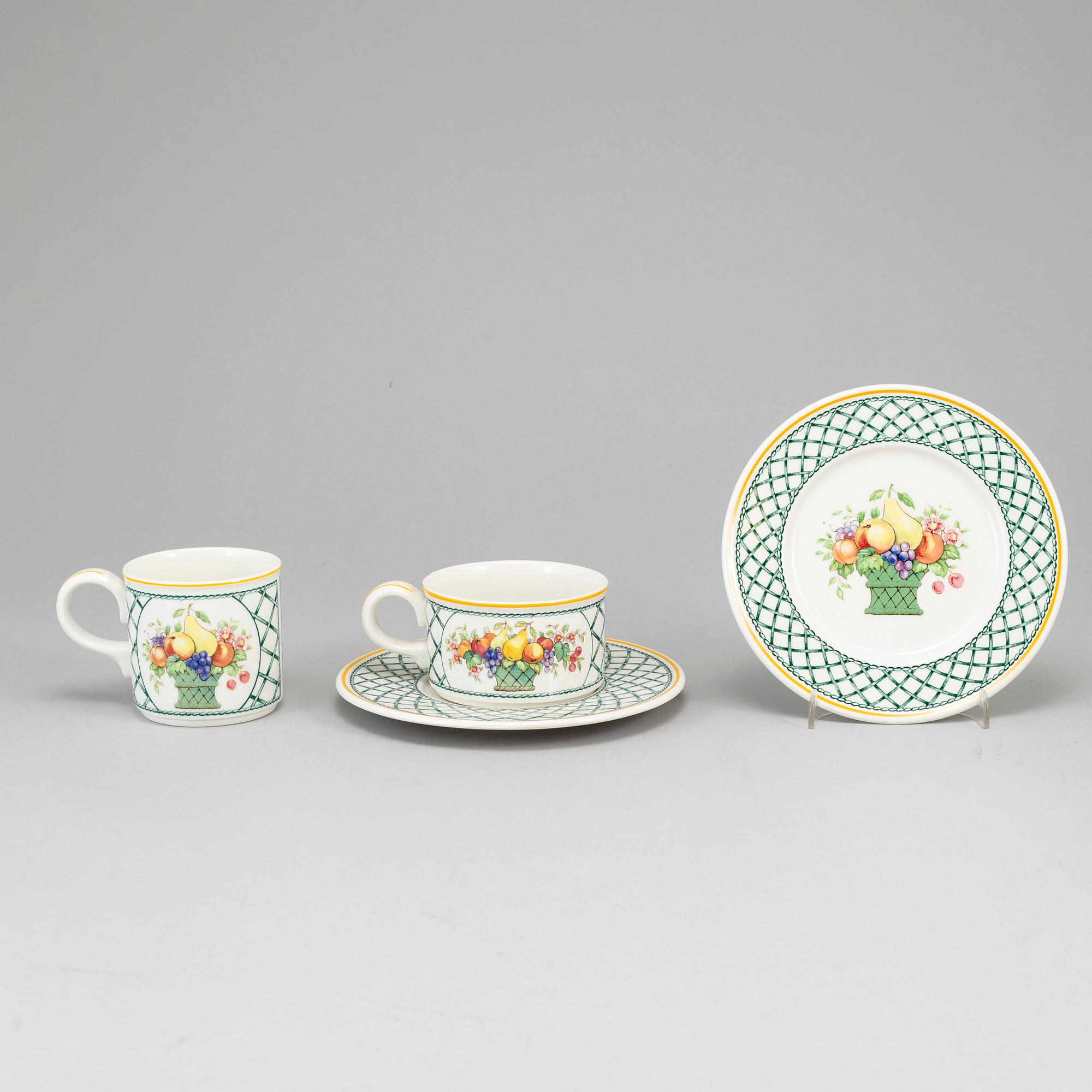A Villeroy & Boch "Basket" part coffee and tea service (36 pieces).