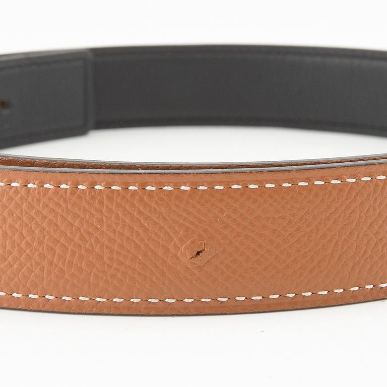 Hermès, a leather belt Constance 2021.