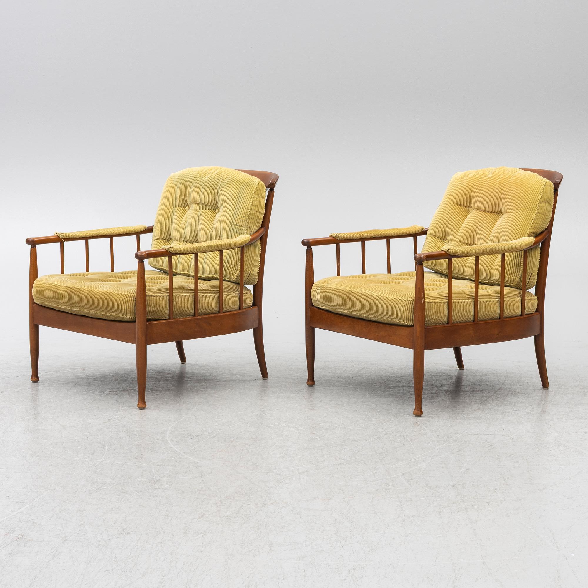 Kerstin Hörlin-Holmquist, A pair of "Skrindan" armchairs, mid-20th century.