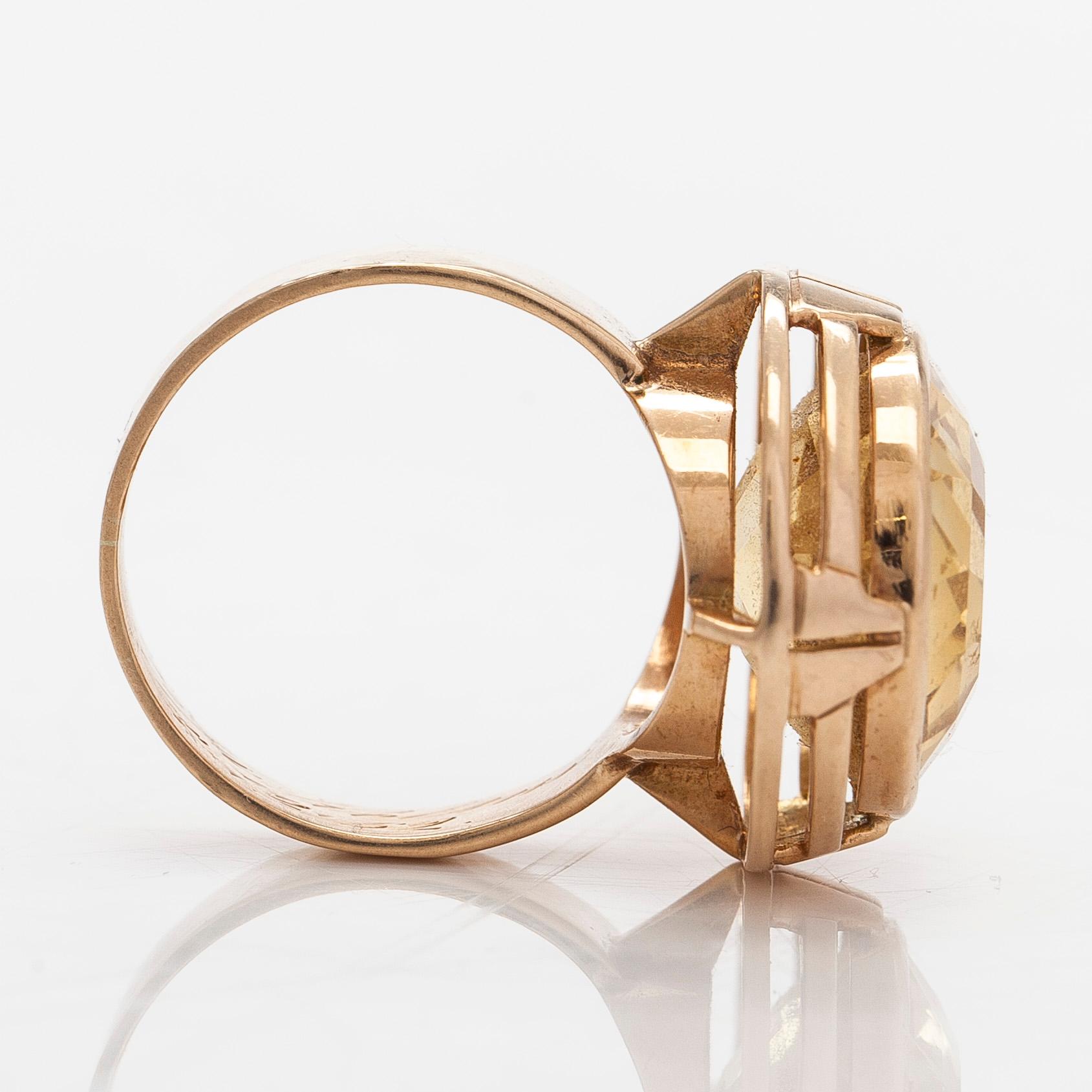 Sormus, 14K kultaa ja sitriini, Helge Narsakka.