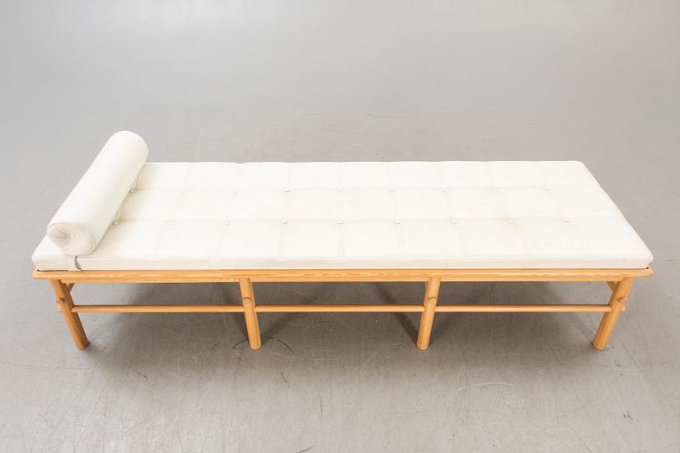 Nike Karlsson, dagbädd, "August", IKEA, modellen lanserad 2009.