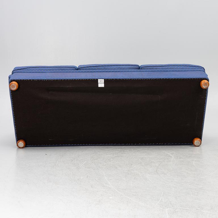 Josef Frank, a model 703 sofa, Svenskt Tenn. 2011.