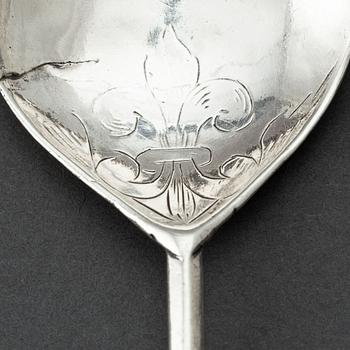 A 17th century silver spoon, possibly of Erich Olsen (Trondhjem 1656-1672).