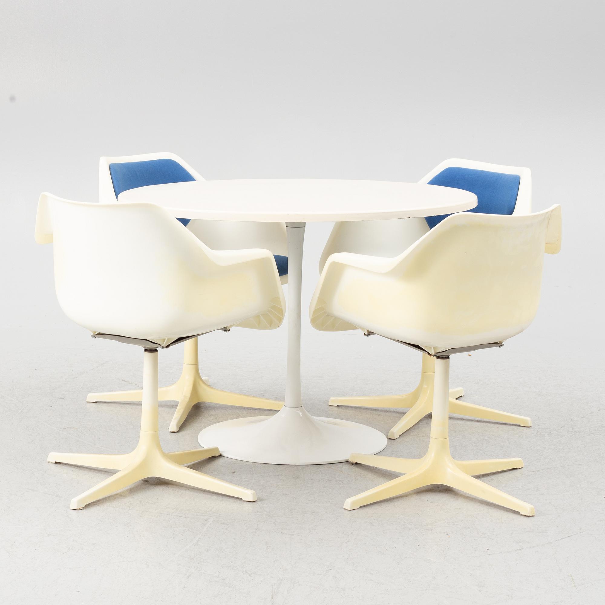 Robin Day, matbord samt fyra stolar, Hille, Storbritannien.