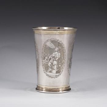 A German 17th century parcel-gilt beaker, marks of Harmen Lüders, Hamburg (1658-1677).