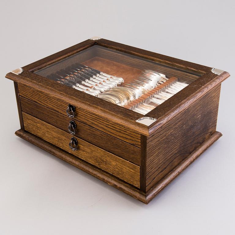 A 12-piece set of 'Chippendale' silver cutlery in wooden box, Kultakeskus, Hämeenlinna, Finland 1983.