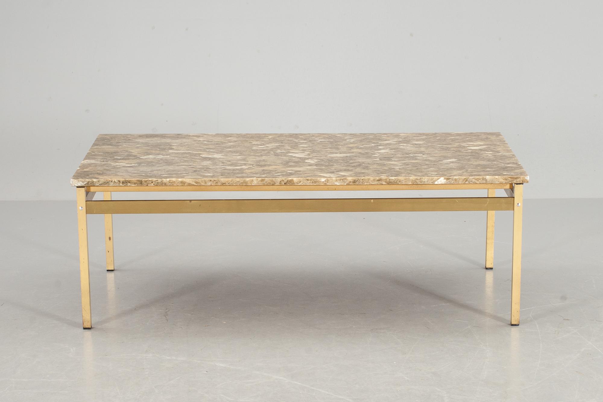 SOFFBORD, onyx. 1900-talets andra hälft.