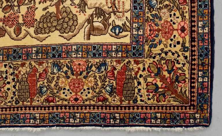 Matto, semi-antique Kashan, probably, ca 192 x 134 cm.
