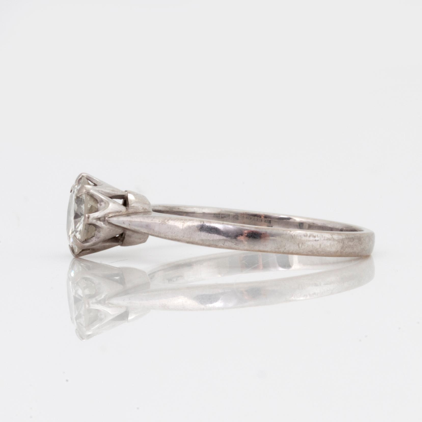 A 0,75 ct diamond ring. Quality approximately H/SI.