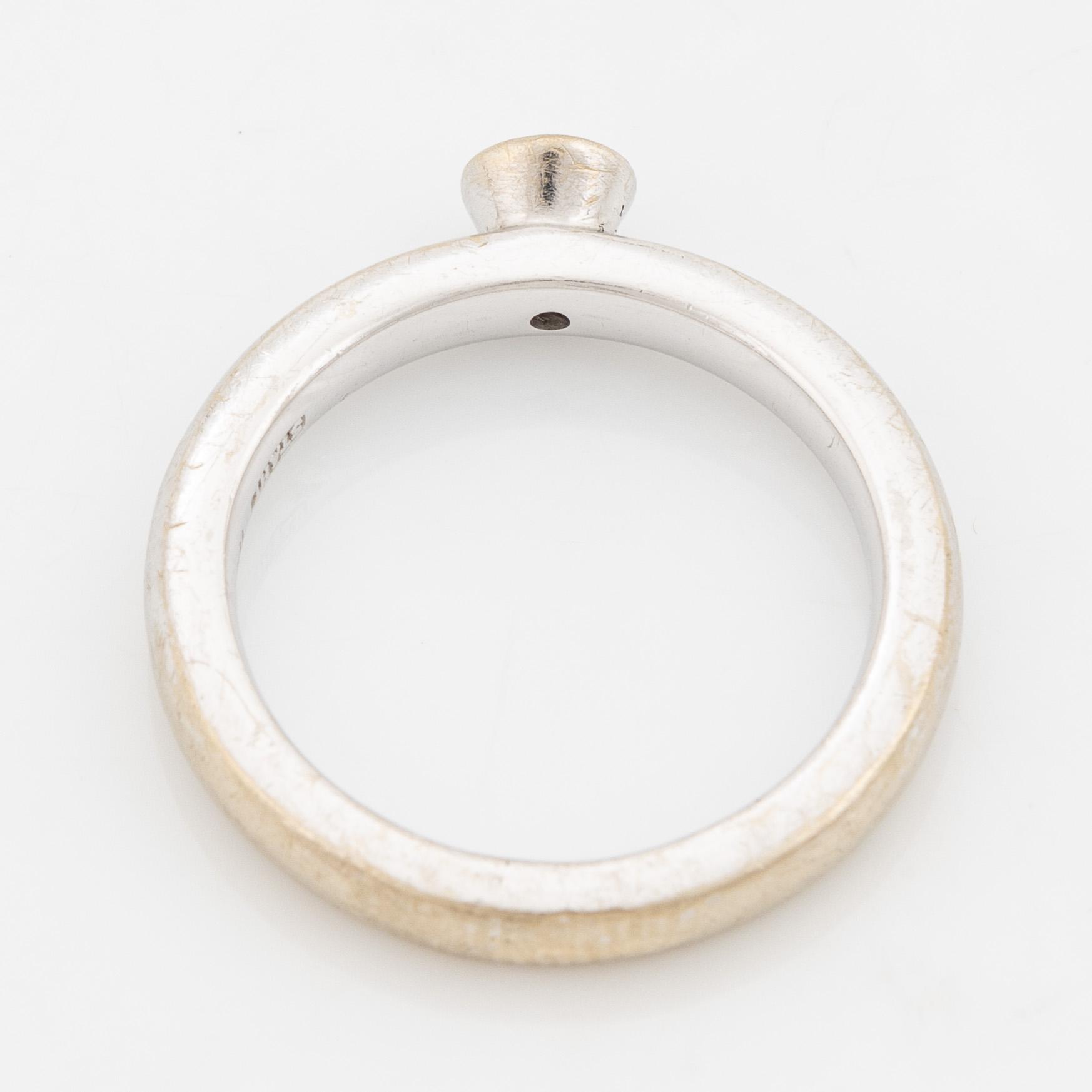 Ring, med briljantslipad diamant.