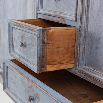 A cabinet, 18th Century.