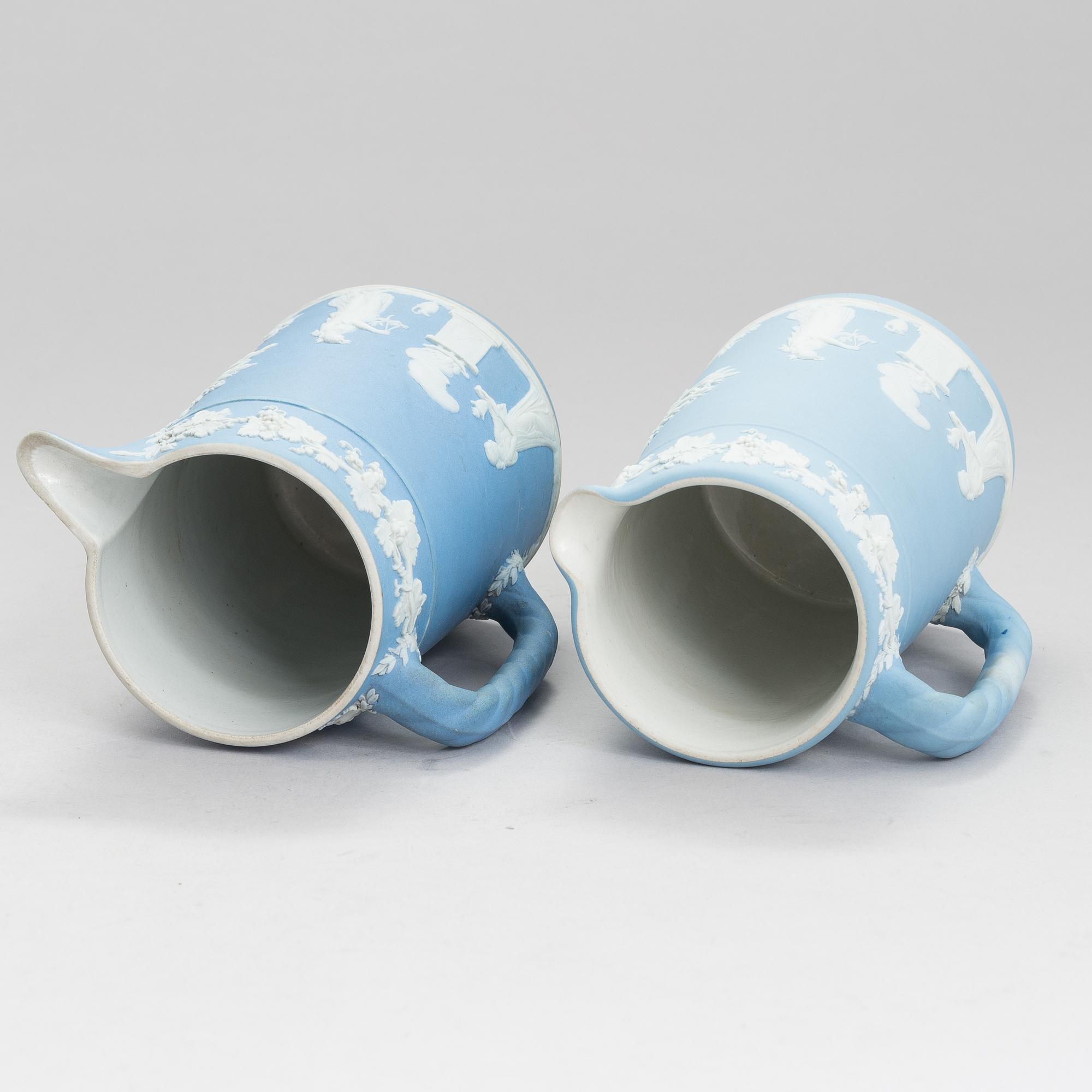 WEDGWOOD, Jasperware, 30 delar, England 1900-talets andra hälft.