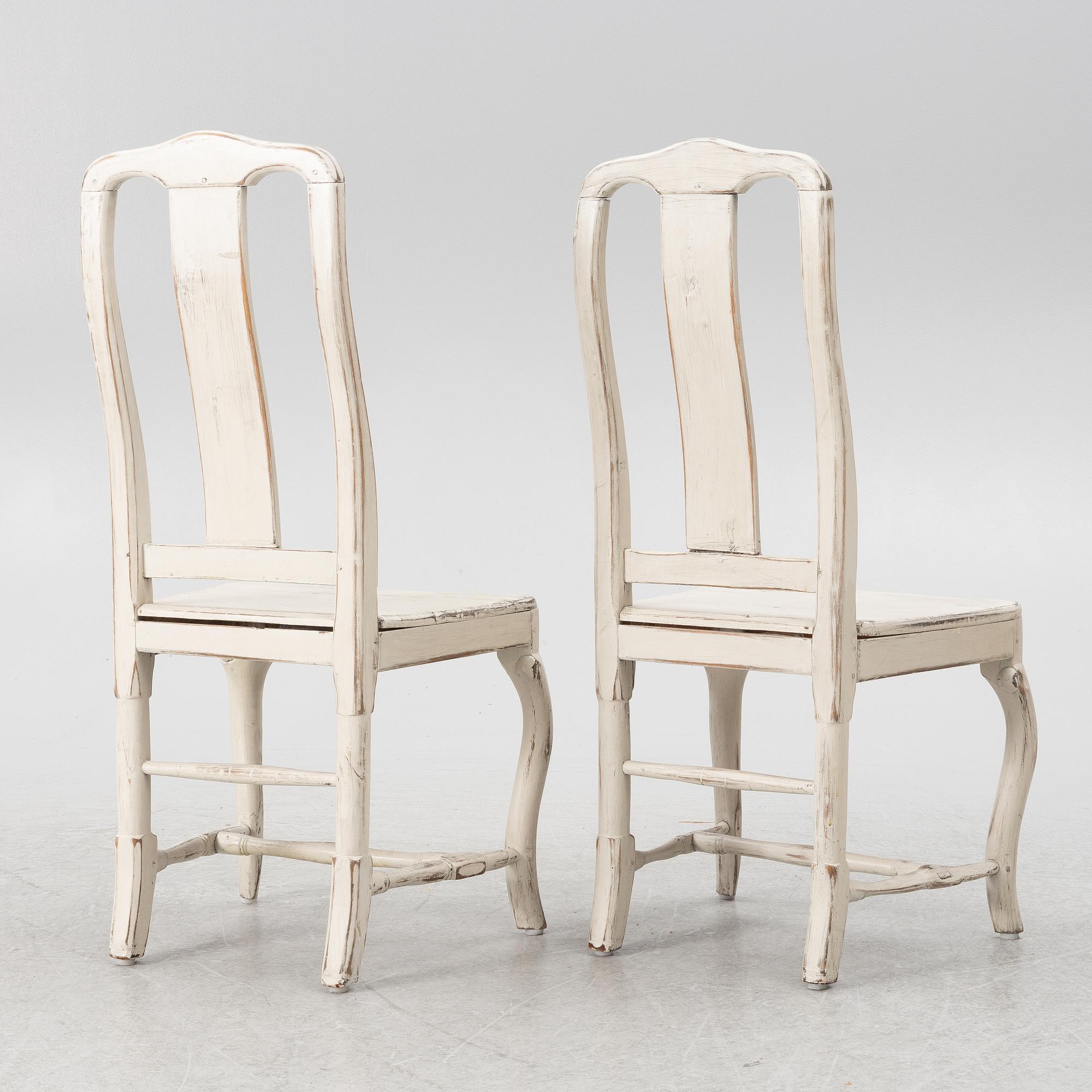 A pair of late Baroque chairs, 18th century.
