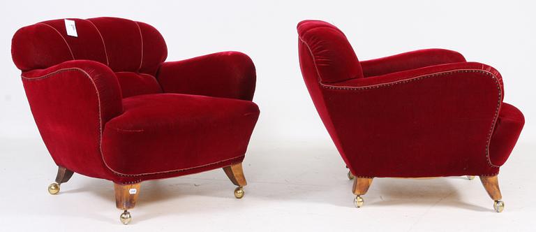 FÅTÖLJER, ett par, 1900-talets första hälft.