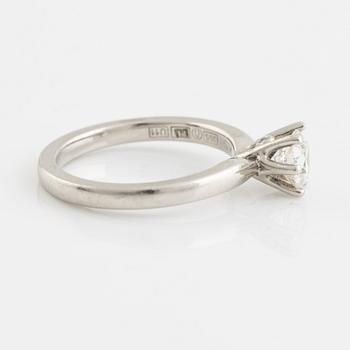 Ring, solitär platina med briljantslipad diamant 0,70 ct.