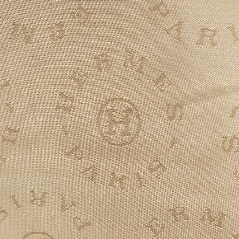 Hermès  Evergrain Garment Bag.