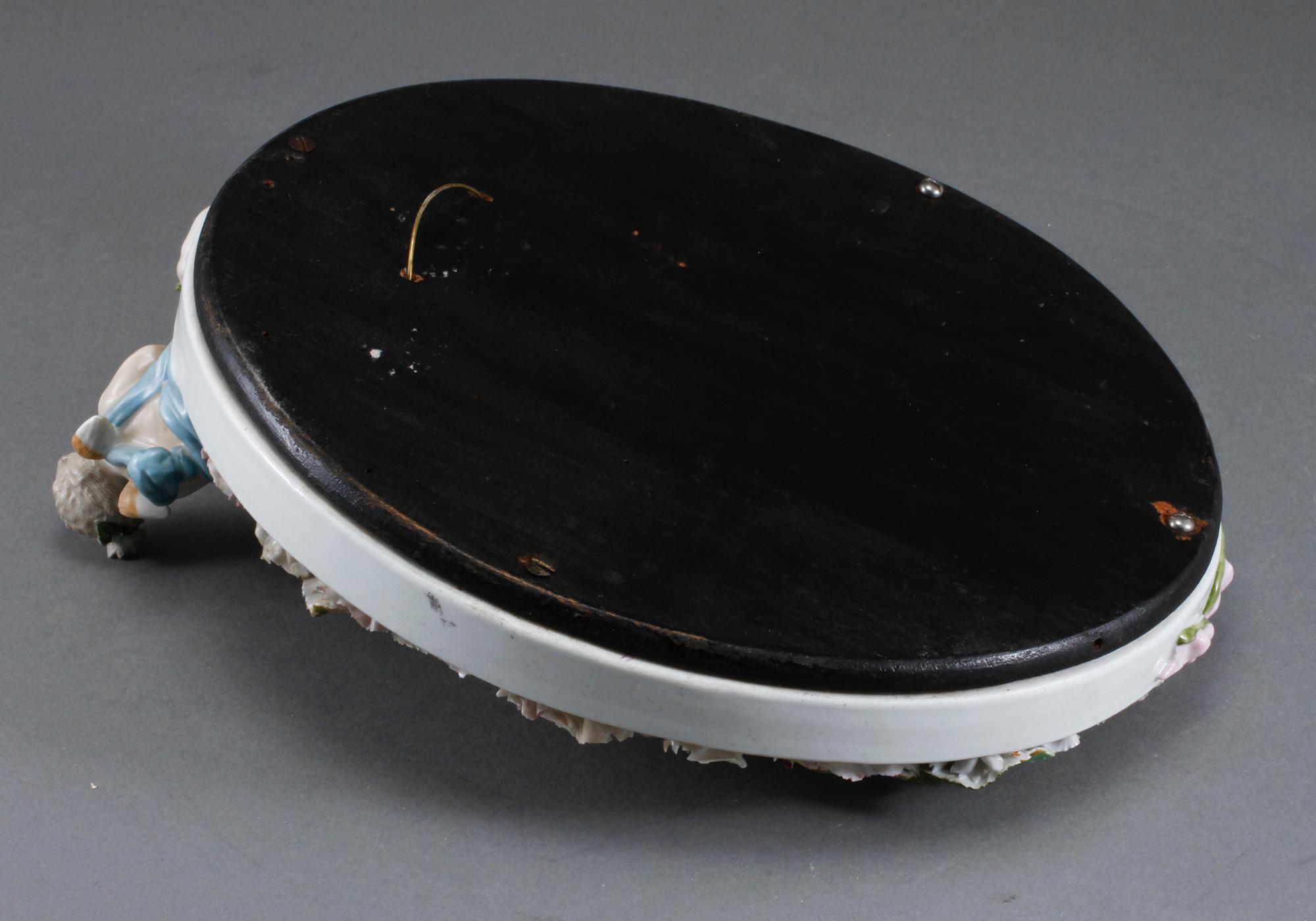 SPEGEL, porslin, omkring 1900.