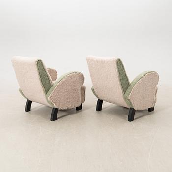 Armchairs, a pair from the 1940s/50s.