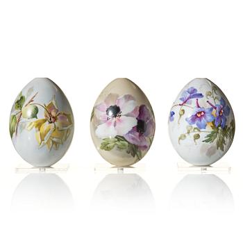 364. Three Russian porcelain Easter Eggs, circa 1890-1900, presumably Imperial Porcelain Manufactory, St Petersburg.