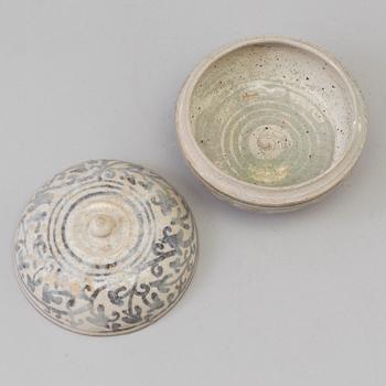 A blue and white Sawankhalok box with cover, 15th Century.