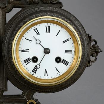 BORDSDUR OCH BAROMETER, omkring 1900.