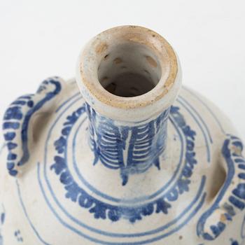 Bottle and jug, fajance, Holland/Germany, 1700's.