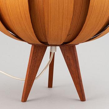 A pinewood table lamp, second half of the 20th century.