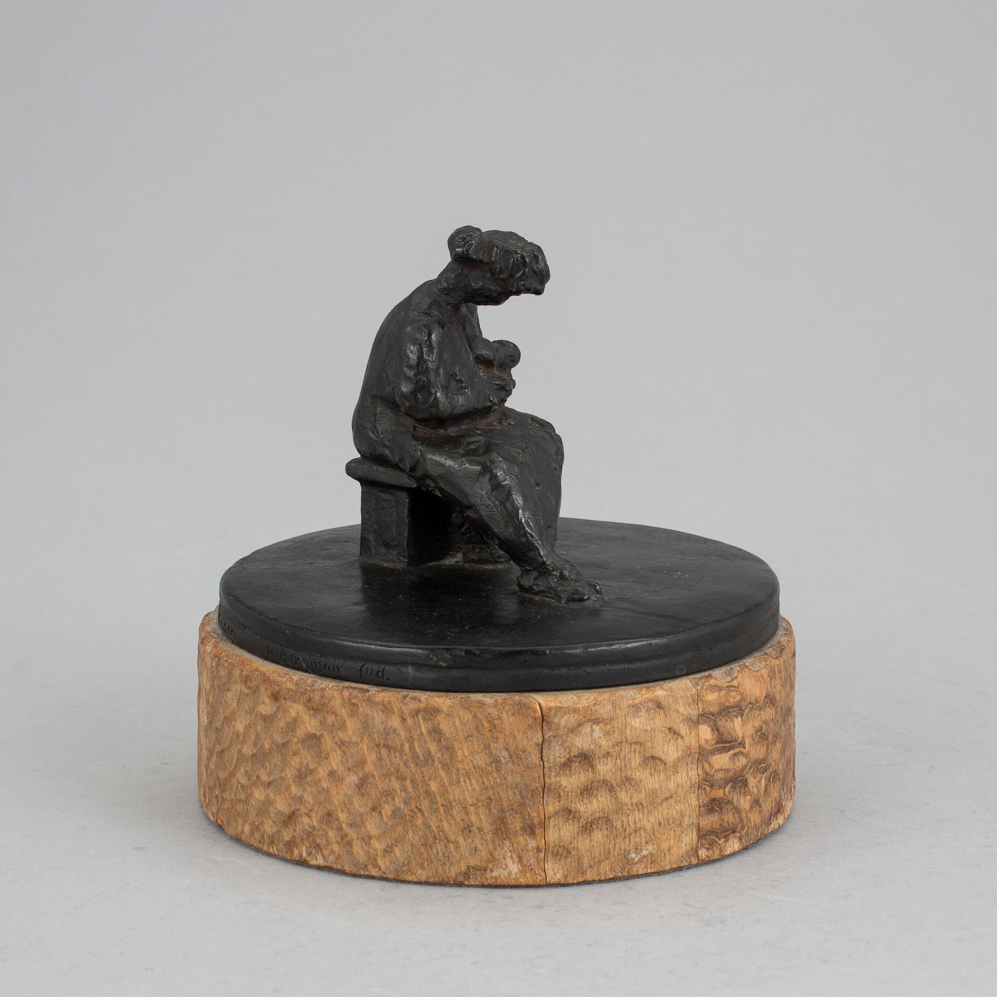 LISS ERIKSSON, skulptur. Signerad och numrerad 1/10. Gjutarstämplar Herman Bergman Fud.