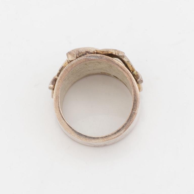 Efva Attling "Kisses".