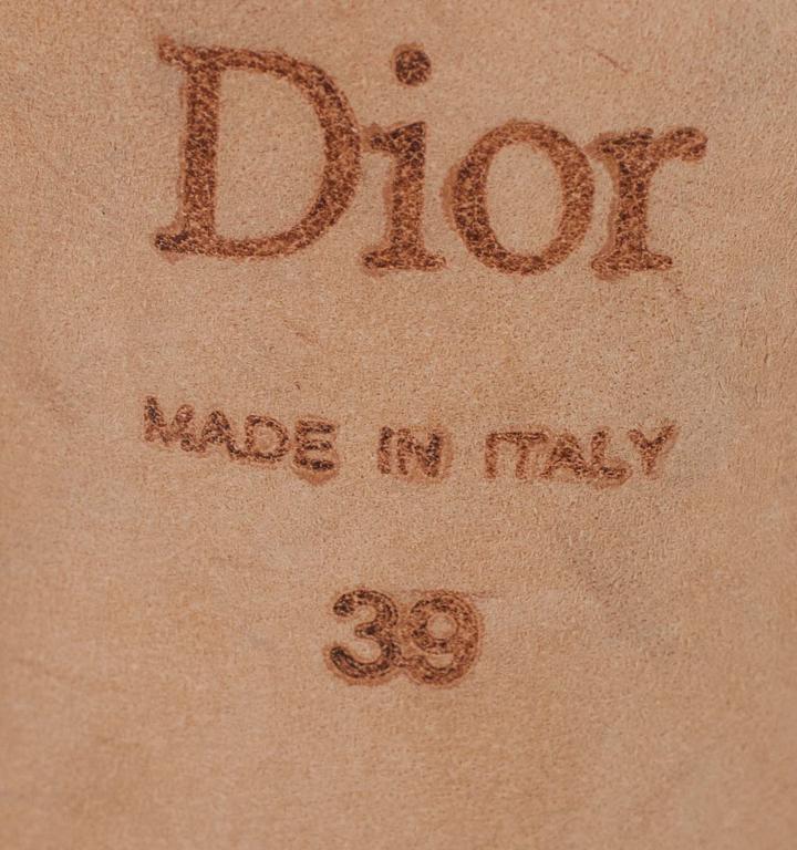 SKOR, sling backs, Dior.