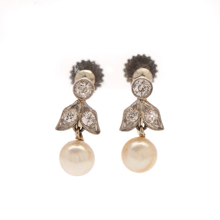 Earrings, 18k, diamonds, pearls.