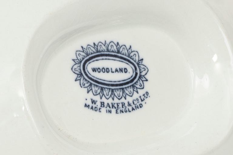 MATSERVIS, 67 delar, flintgods, "Woodland", Baker & Co England, 1800/1900-tal.