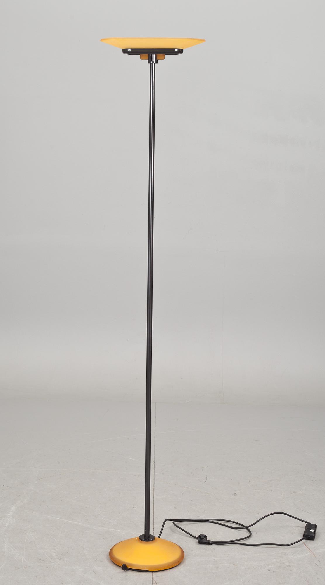 GOLVLAMPA, Flos. Design: King & Miranda. Modell: "JILL".