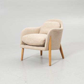 Armchair, model R1, Norrgavel, modern manufacture.