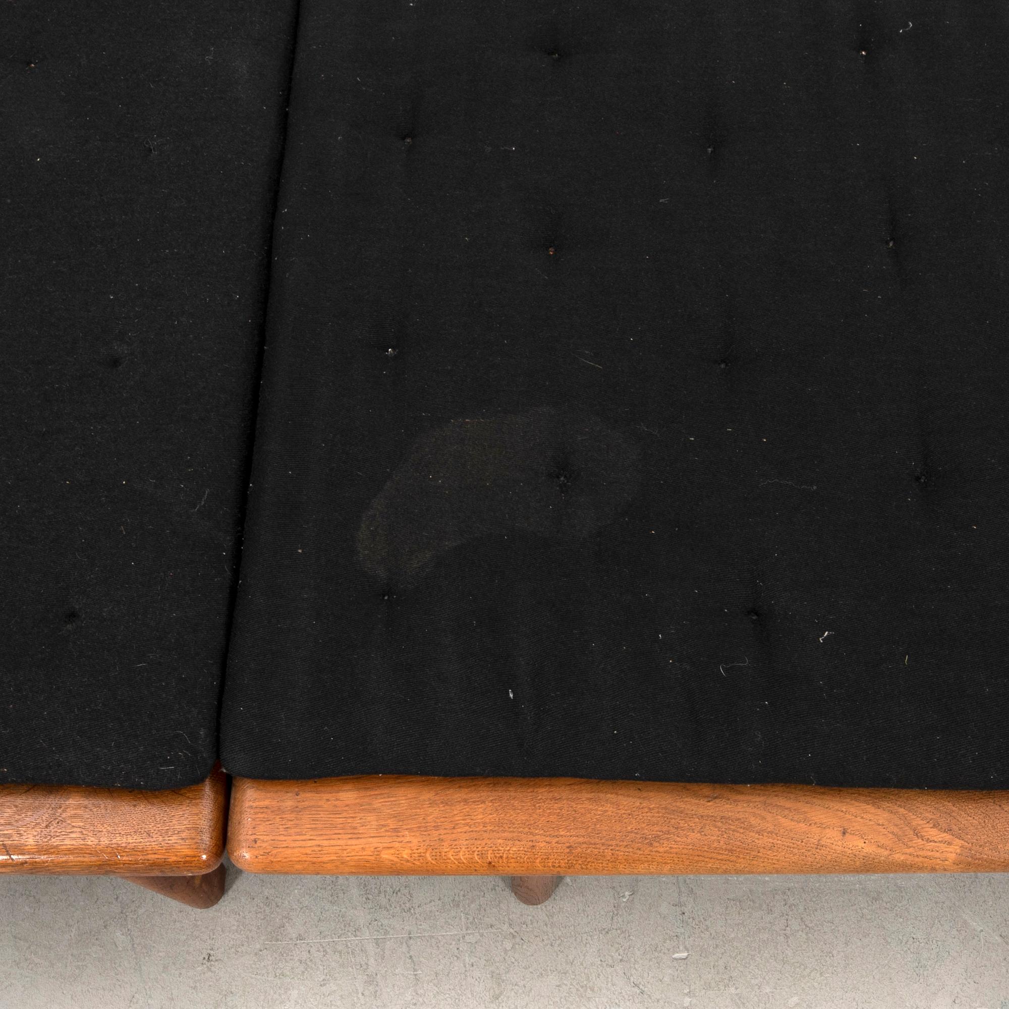 Hans J. Wegner, fåtölj med pall/dagbädd, GE-01 Getama Danmark 1900-talets senare del.