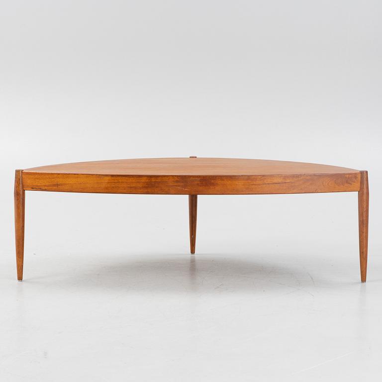 Johannes Andersen, a coffee table. Trensum, 1960s.