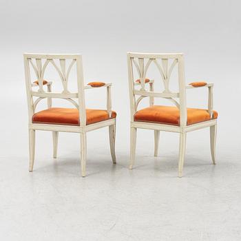 A pair of armchairs, around 1900.