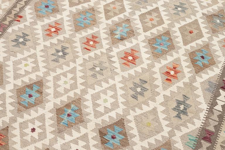 Kelim, modern, ca 292 x 210 cm.