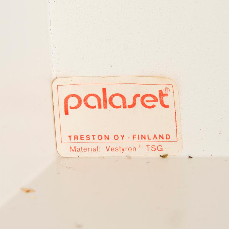 A set of 14 pcs 1970's 'Palaset' modular storage cubes for Treston, Finland.