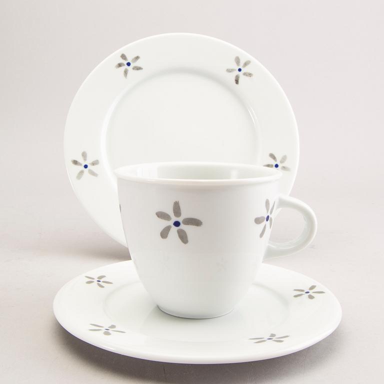 Jonas Bohlin, servis Qvint 28 dlr Rörstrand porslin.