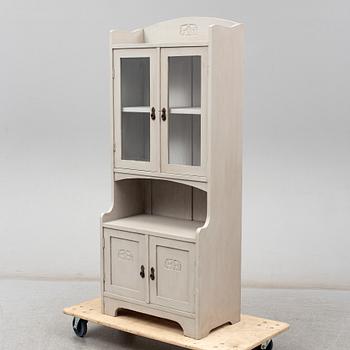 An early 20th Century display cabinet.