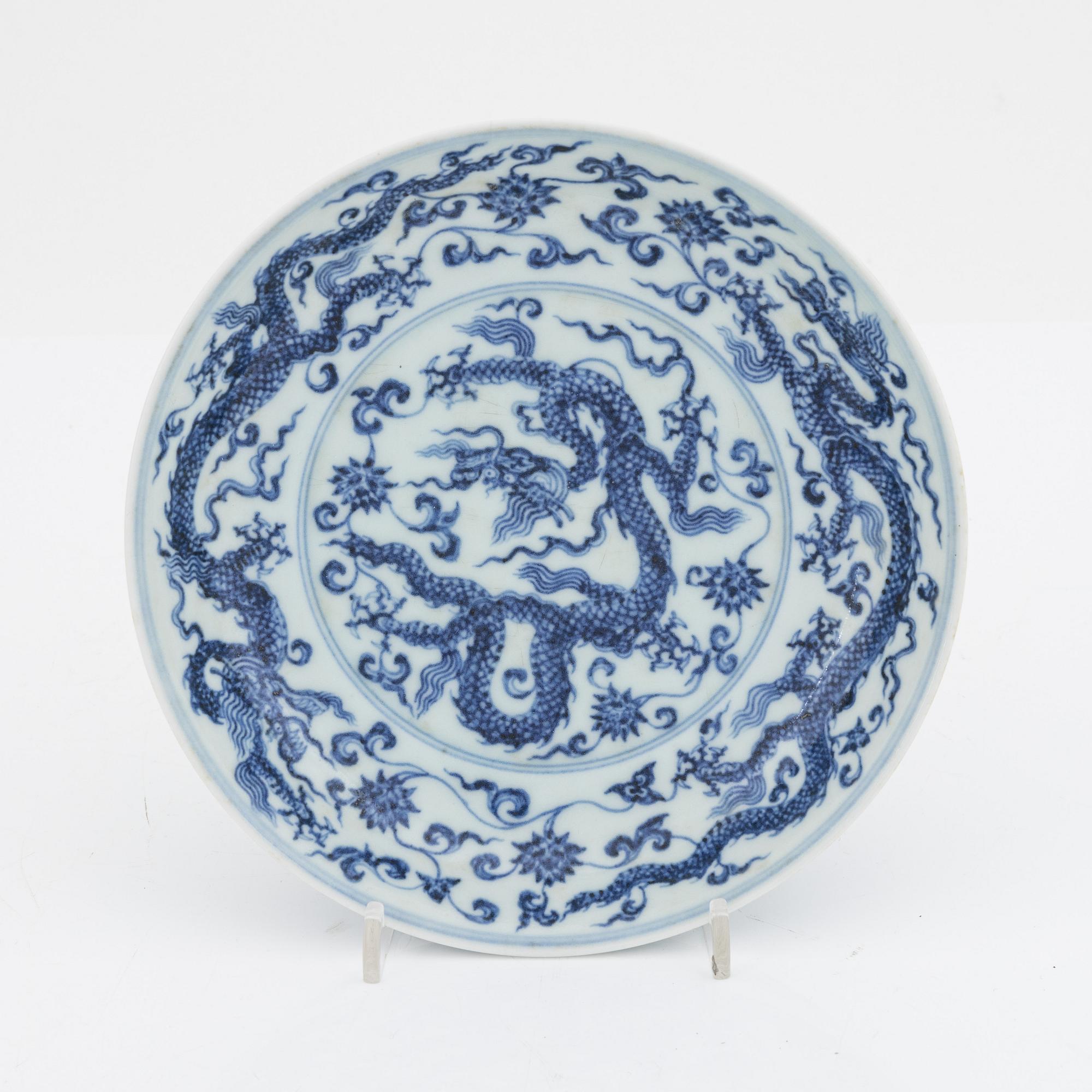 A Chinese blue and white porcelain 'dragon' dish, second half of the 20th century.