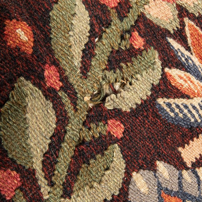 Pillow Flemish weave, early 20th century, approximately 67x44 cm without fringe.