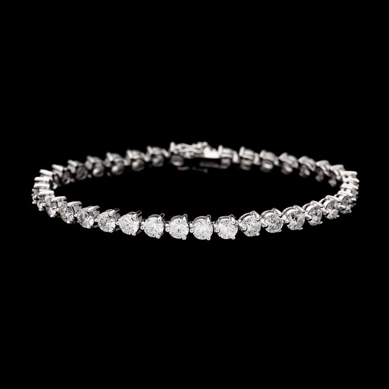 A brilliant cut diamond bracelet, tot. 10.05 cts.