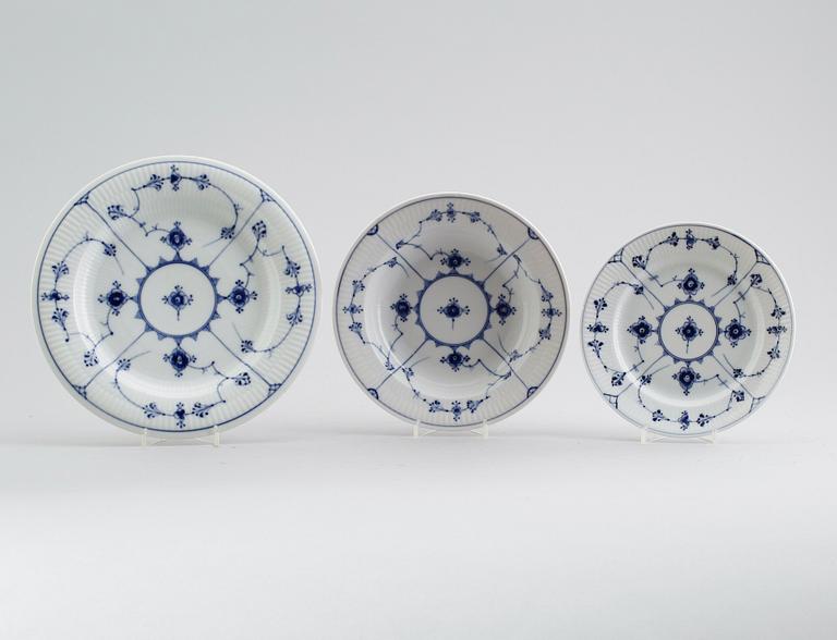SERVISPORSLIN, 28 delar, Kunglig Dansk, 1900-tal.
