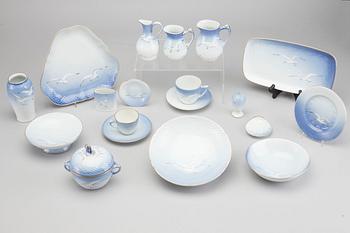 A 68 PIECES "MÅSEN" COFFEE SERVICE, Bing & Gröndahl, Denmark.