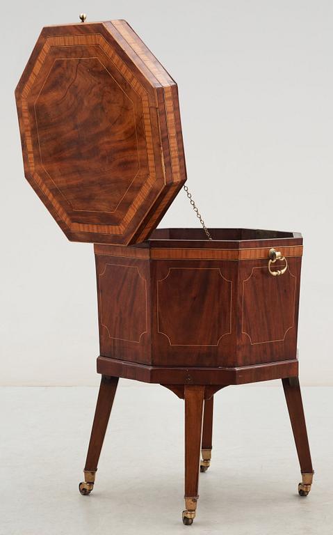 An English late 18th century wine cooler.